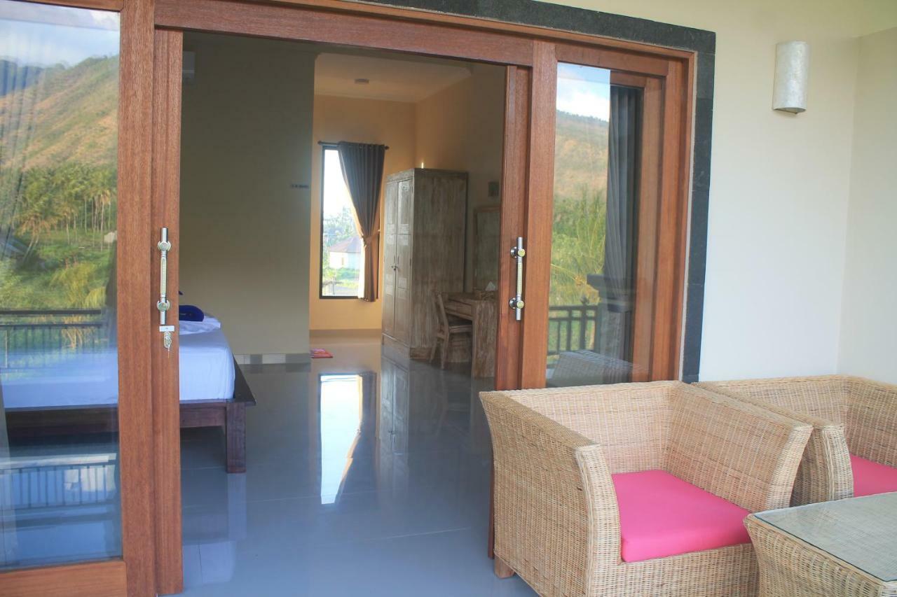 Dayuh Homestay Amed Exterior foto