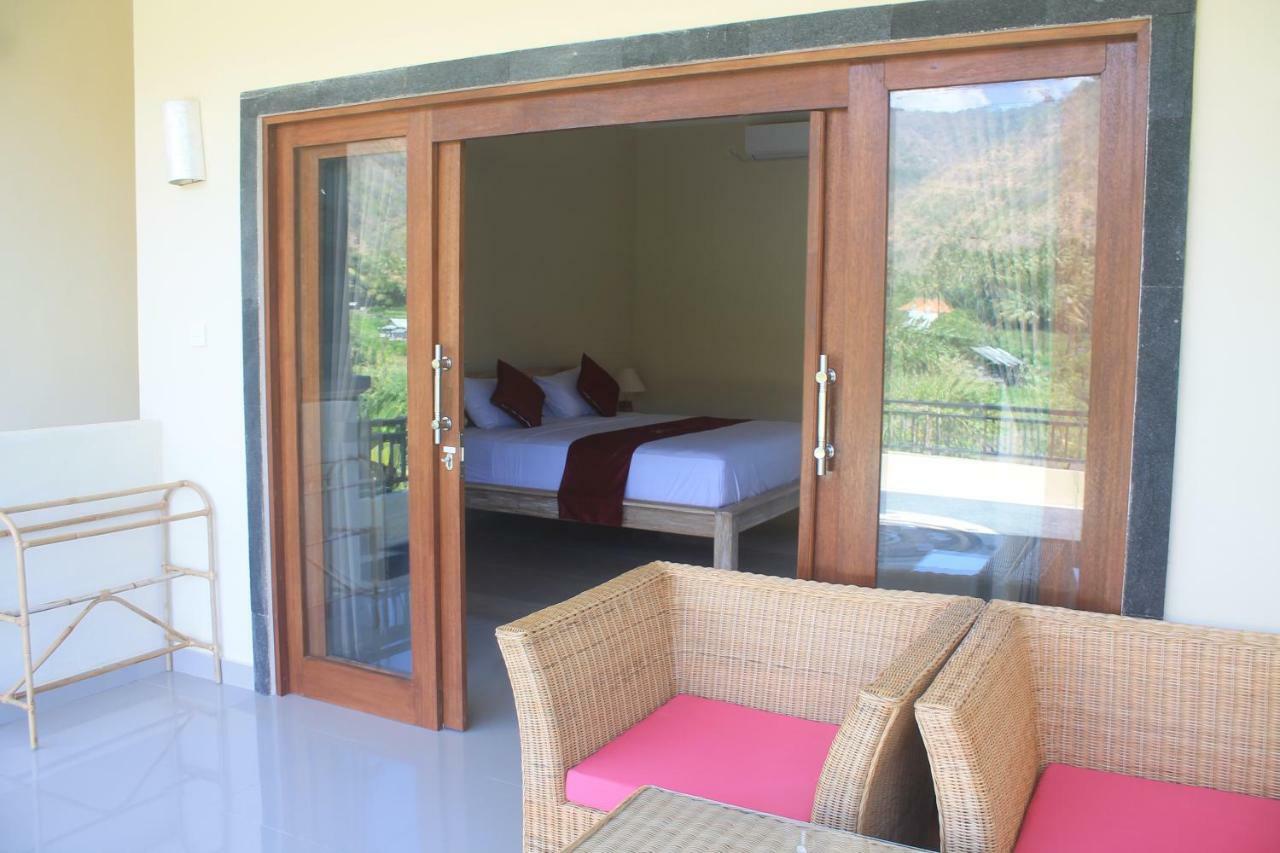 Dayuh Homestay Amed Exterior foto